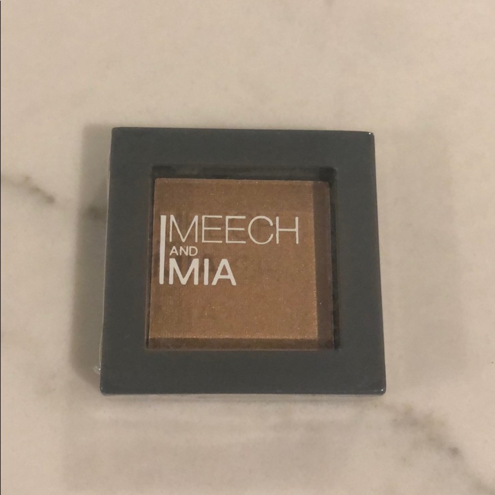 🌸5/$25🌸 Meech and Mia eyeshadow in caramel